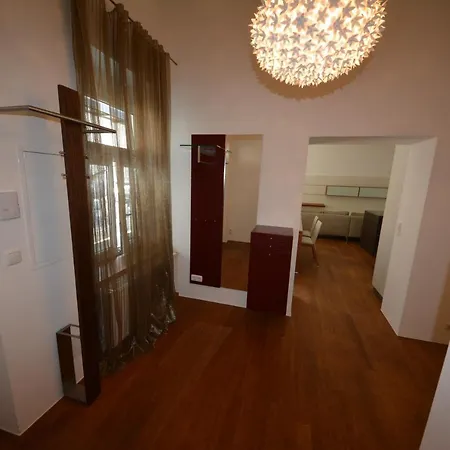 Wohnanders 퓌르슈텐펠트