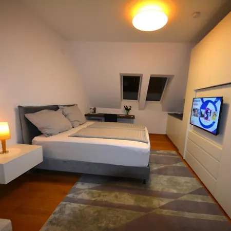 Wohnanders 퓌르슈텐펠트